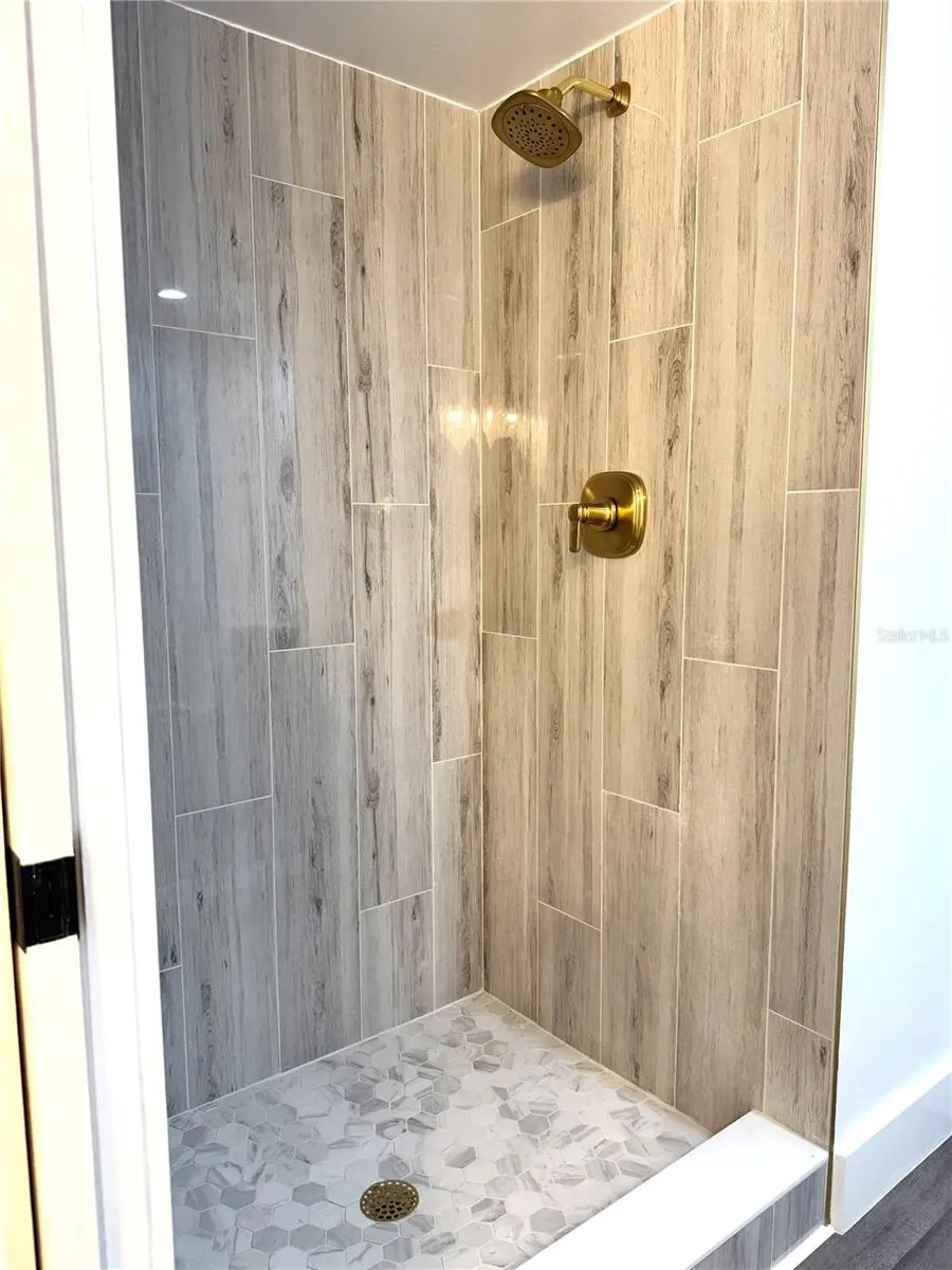 2413 BAYSHORE BLVD #1805, #1805