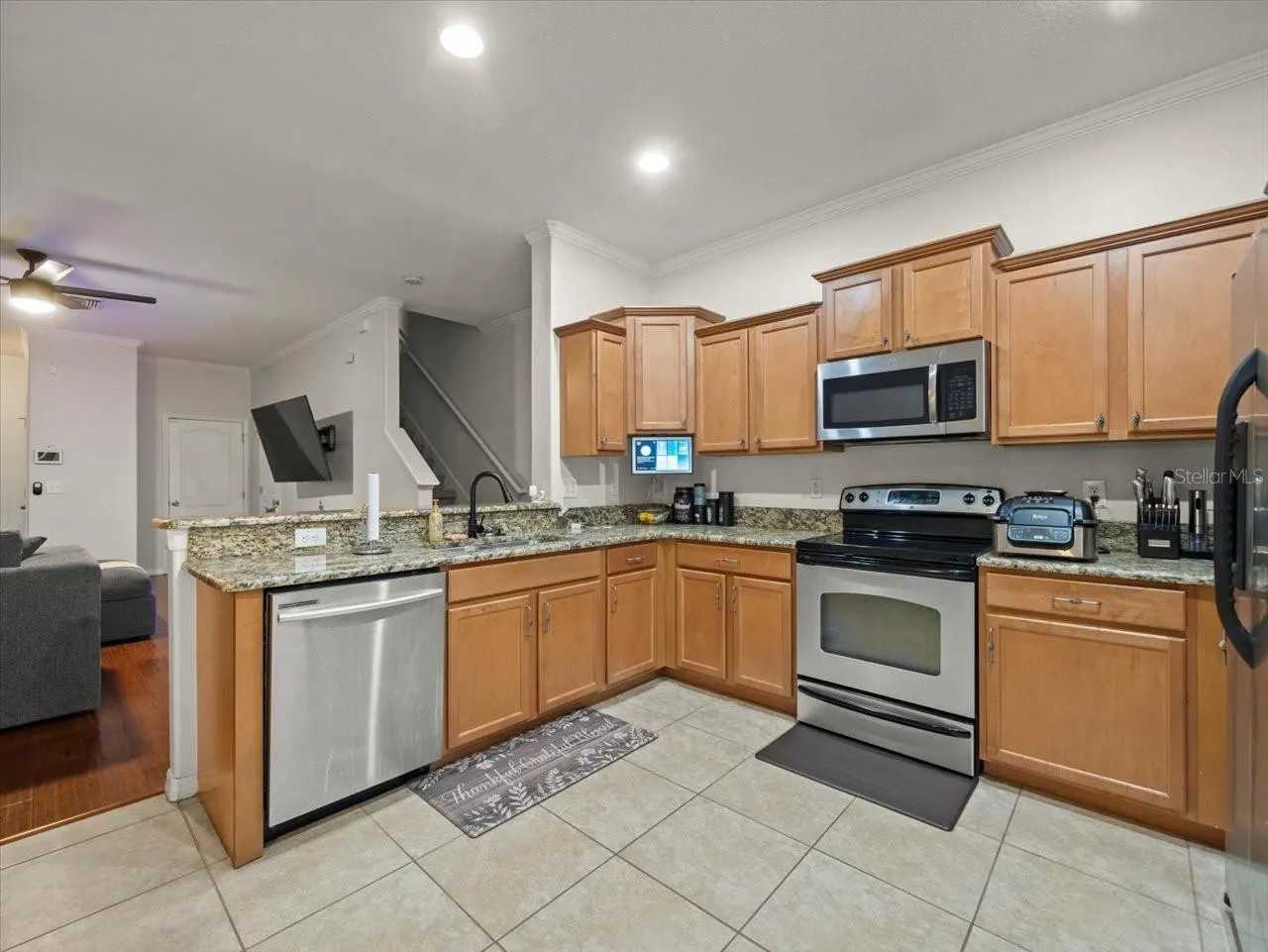 2711 ISABELLA VALLEY CT