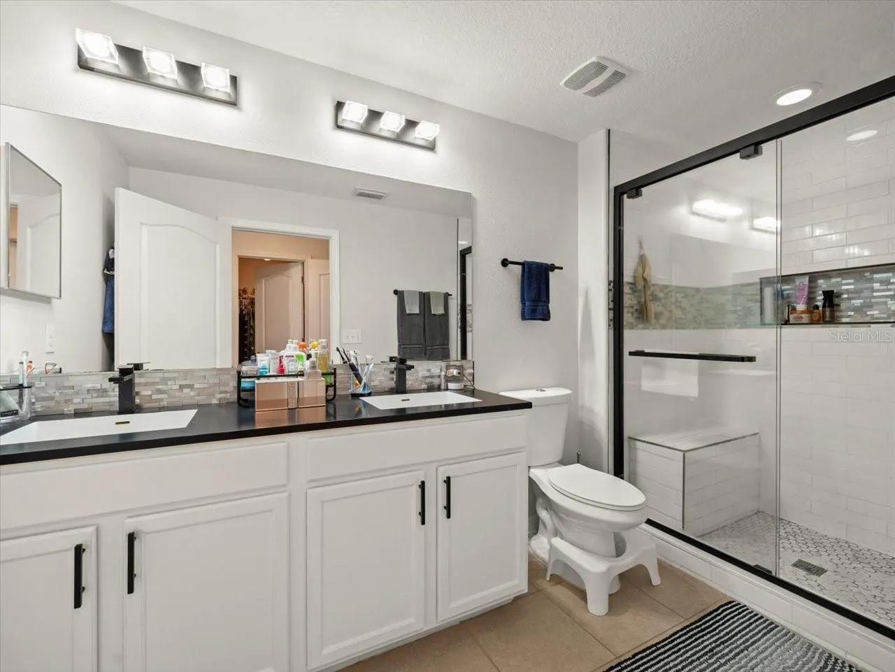 2711 ISABELLA VALLEY CT