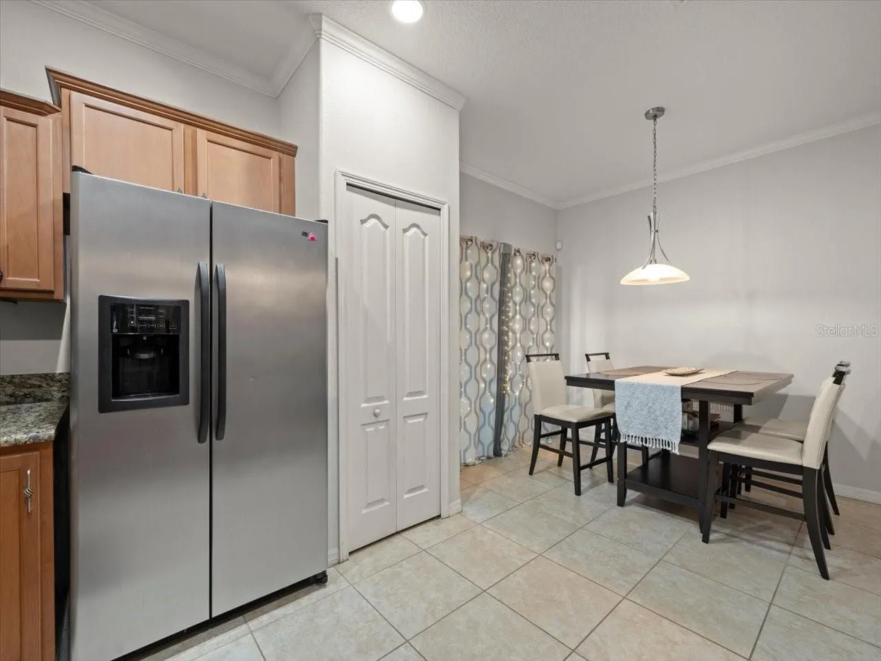 2711 ISABELLA VALLEY CT