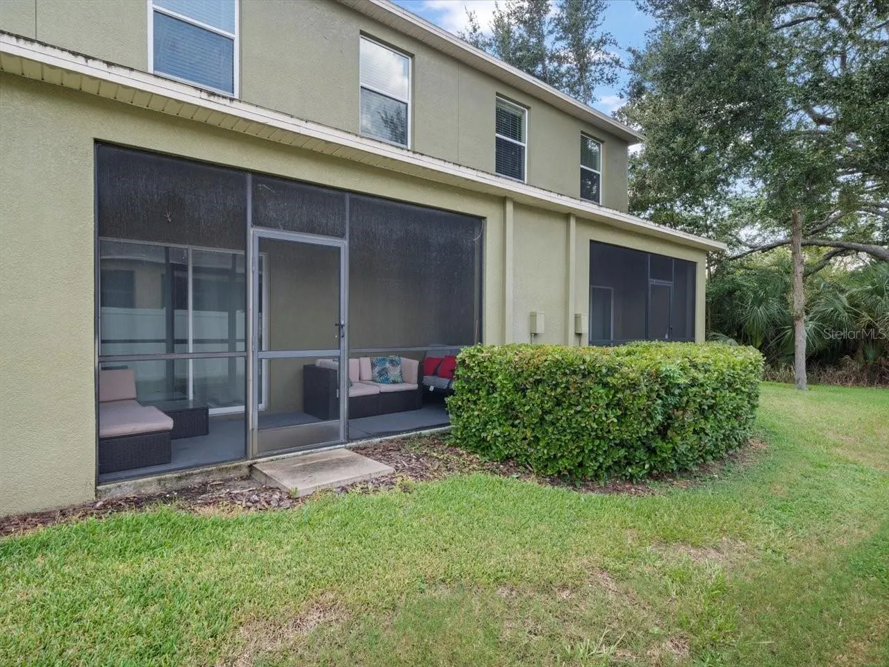 2711 ISABELLA VALLEY CT