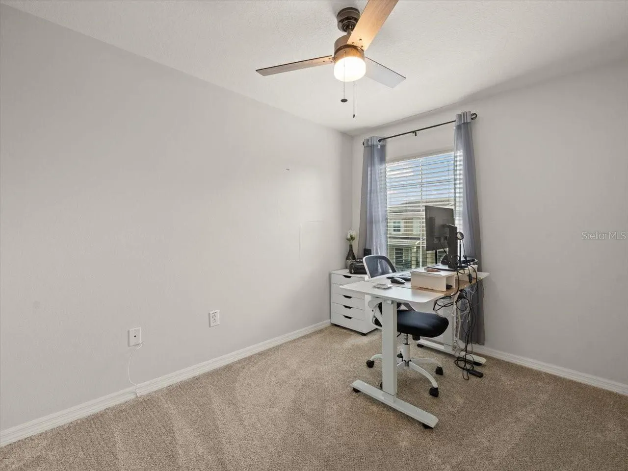 2711 ISABELLA VALLEY CT