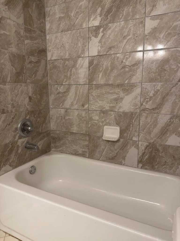11411 MIDFIELD WAY