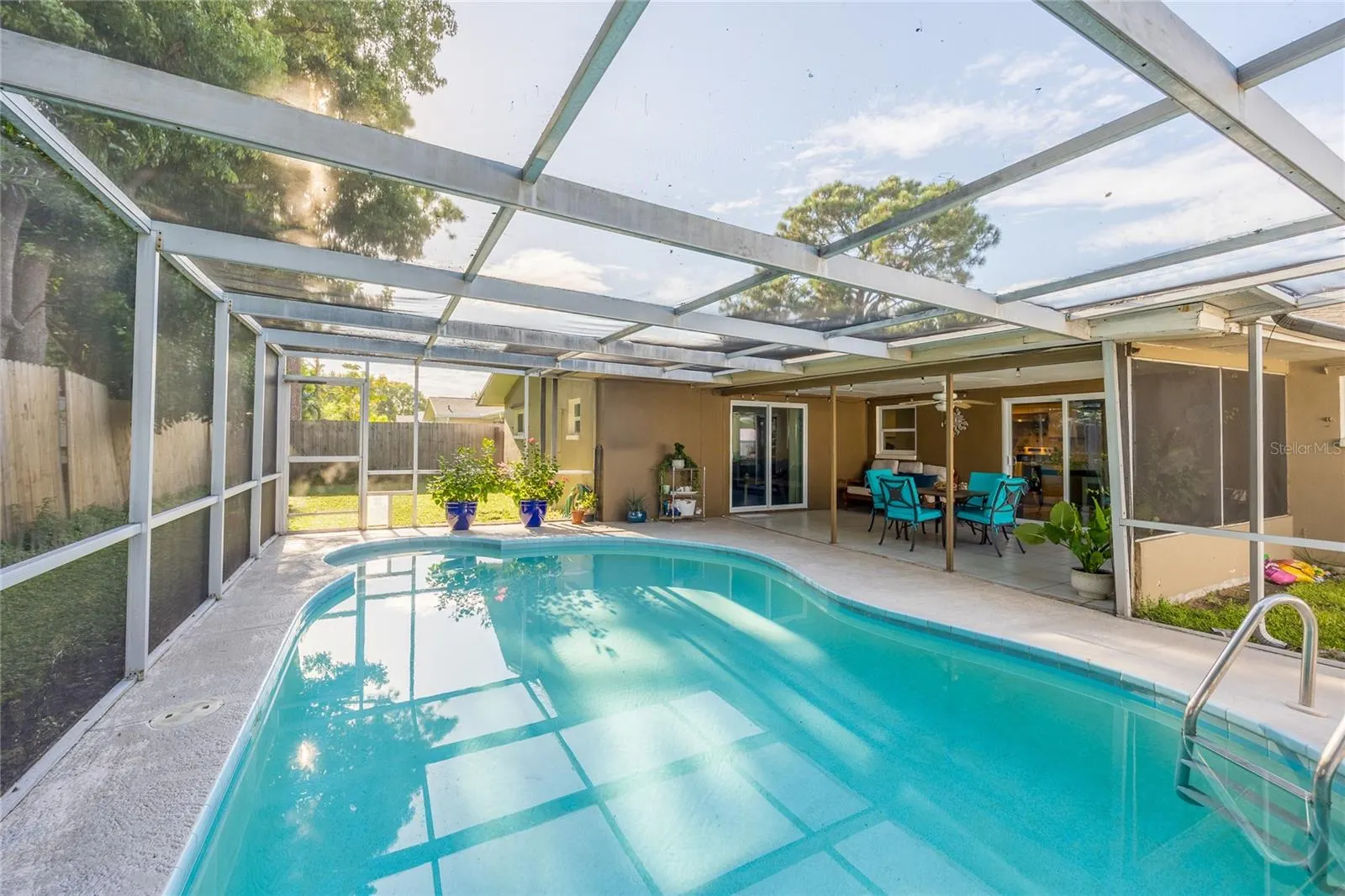 795 SAN SALVADOR DR