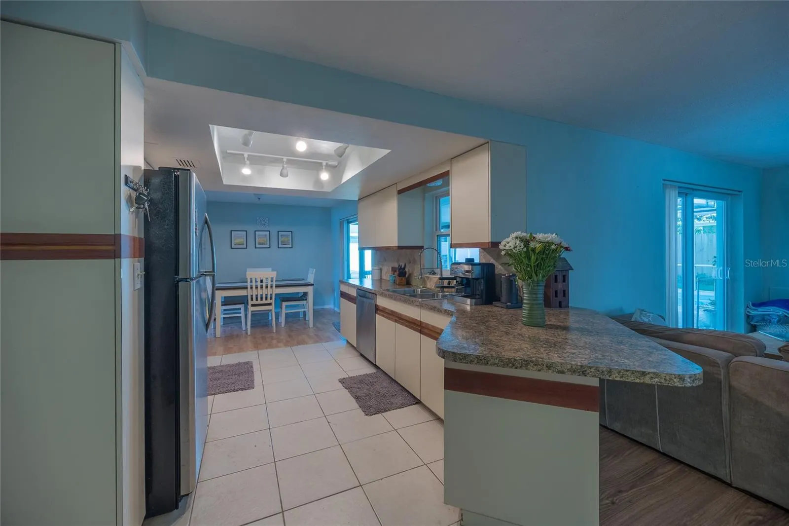 795 SAN SALVADOR DR