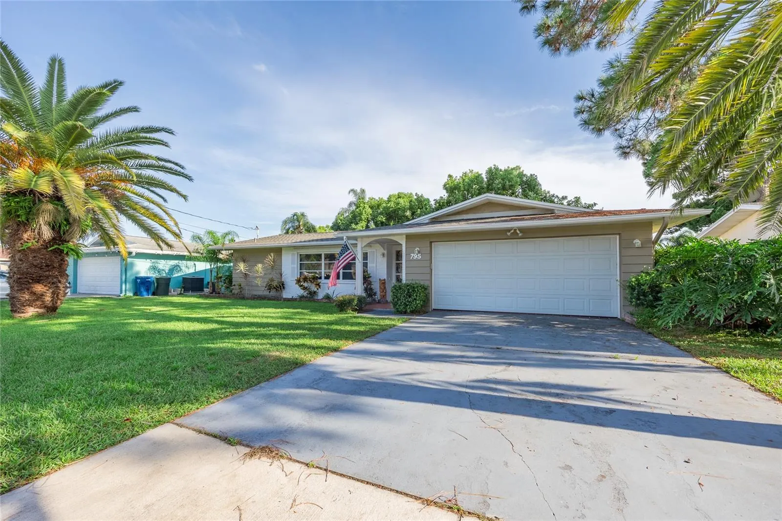 795 SAN SALVADOR DR