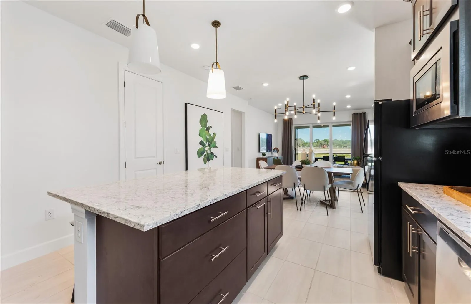 10457 SEA BREEZE RIDGE DR