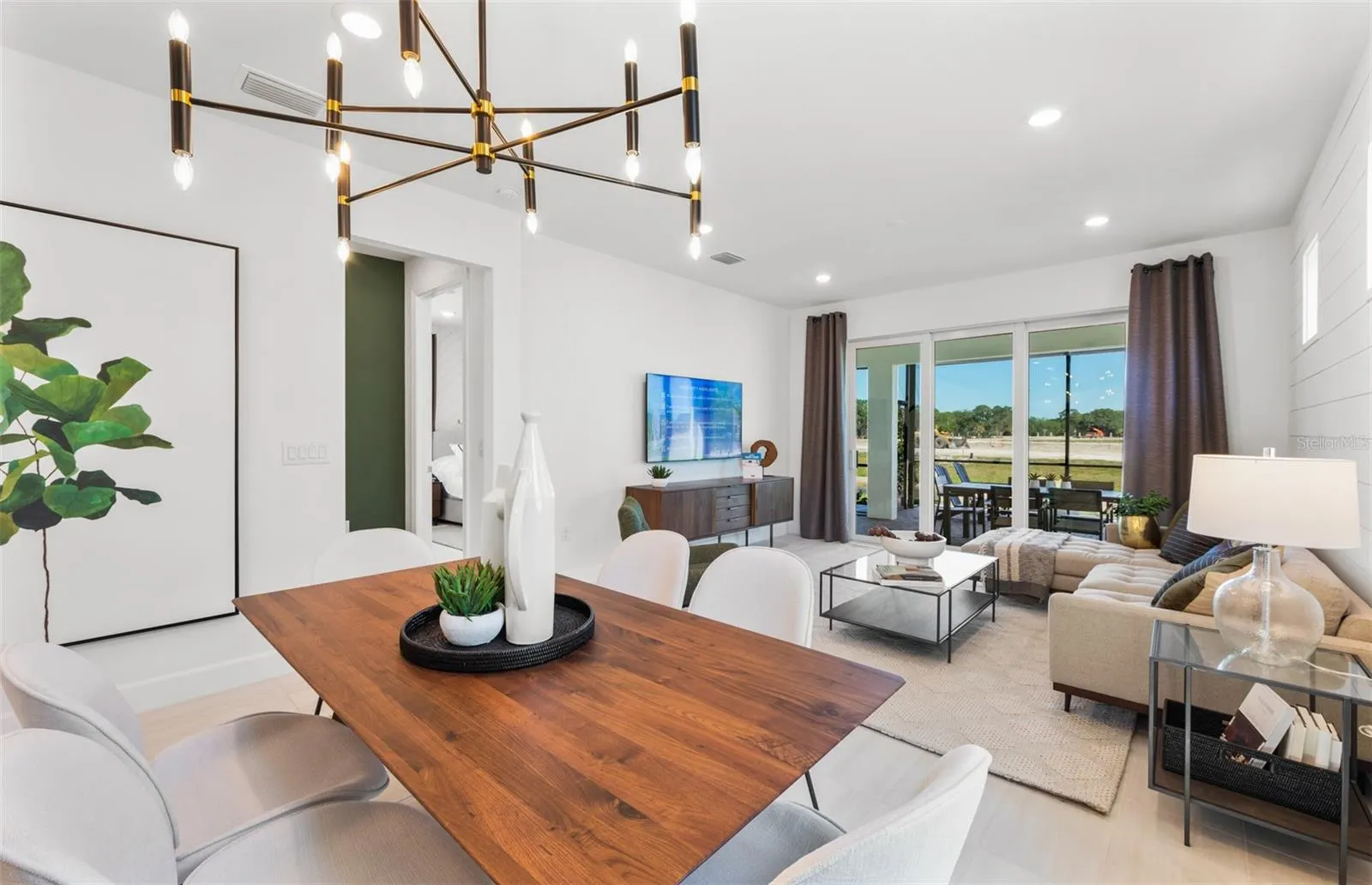 10457 SEA BREEZE RIDGE DR
