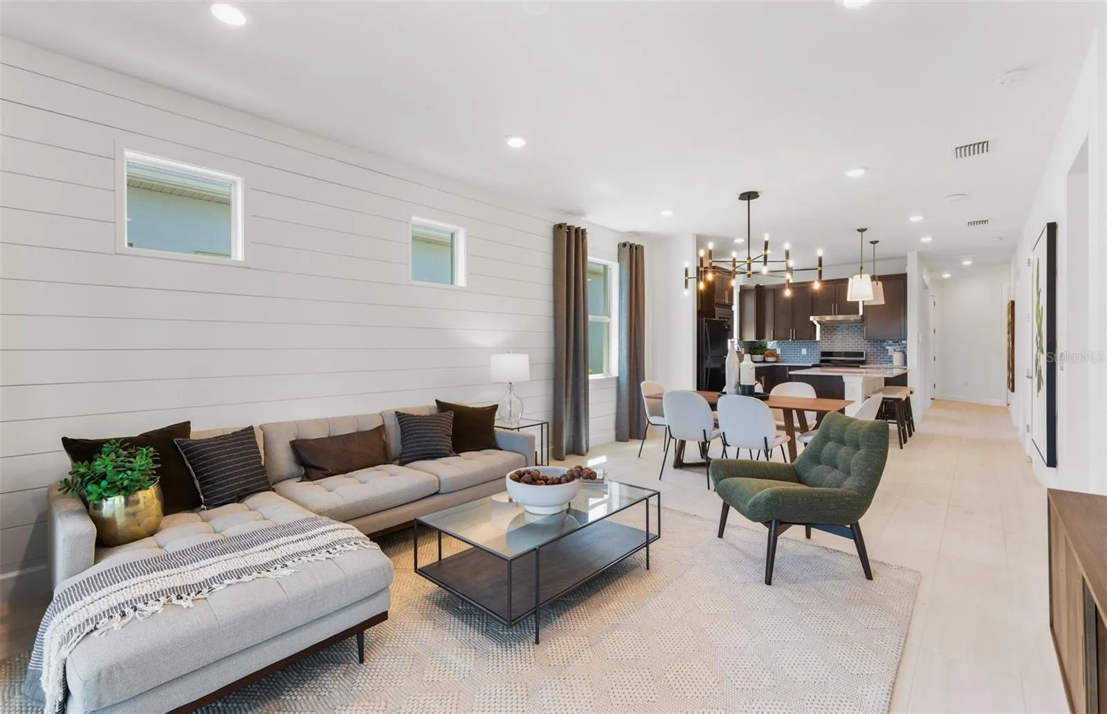 10457 SEA BREEZE RIDGE DR