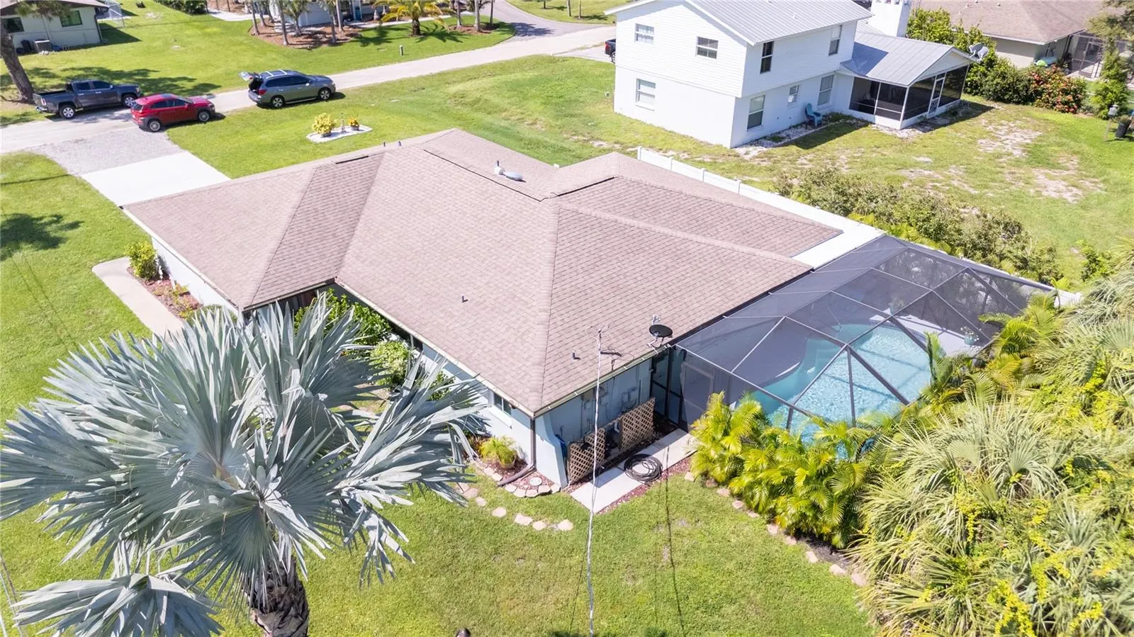 640 CURTIS BLVD