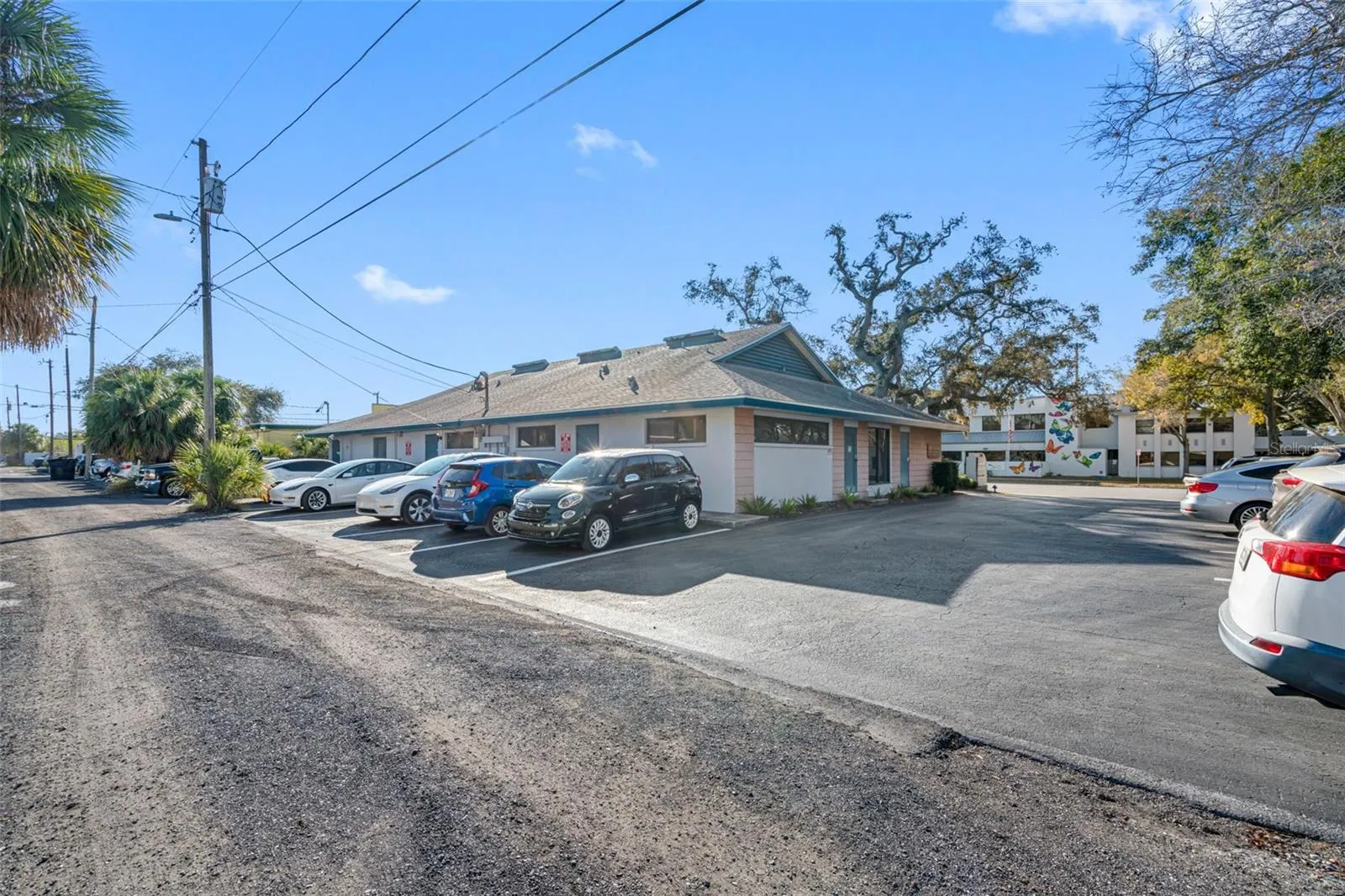 4021 CENTRAL AVE