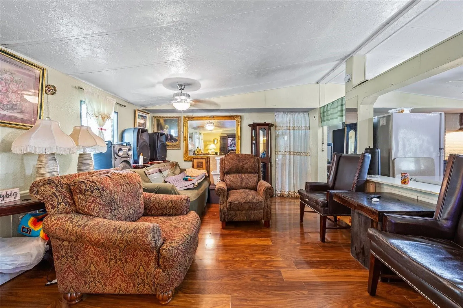 6227 SPRINGWOODS LN