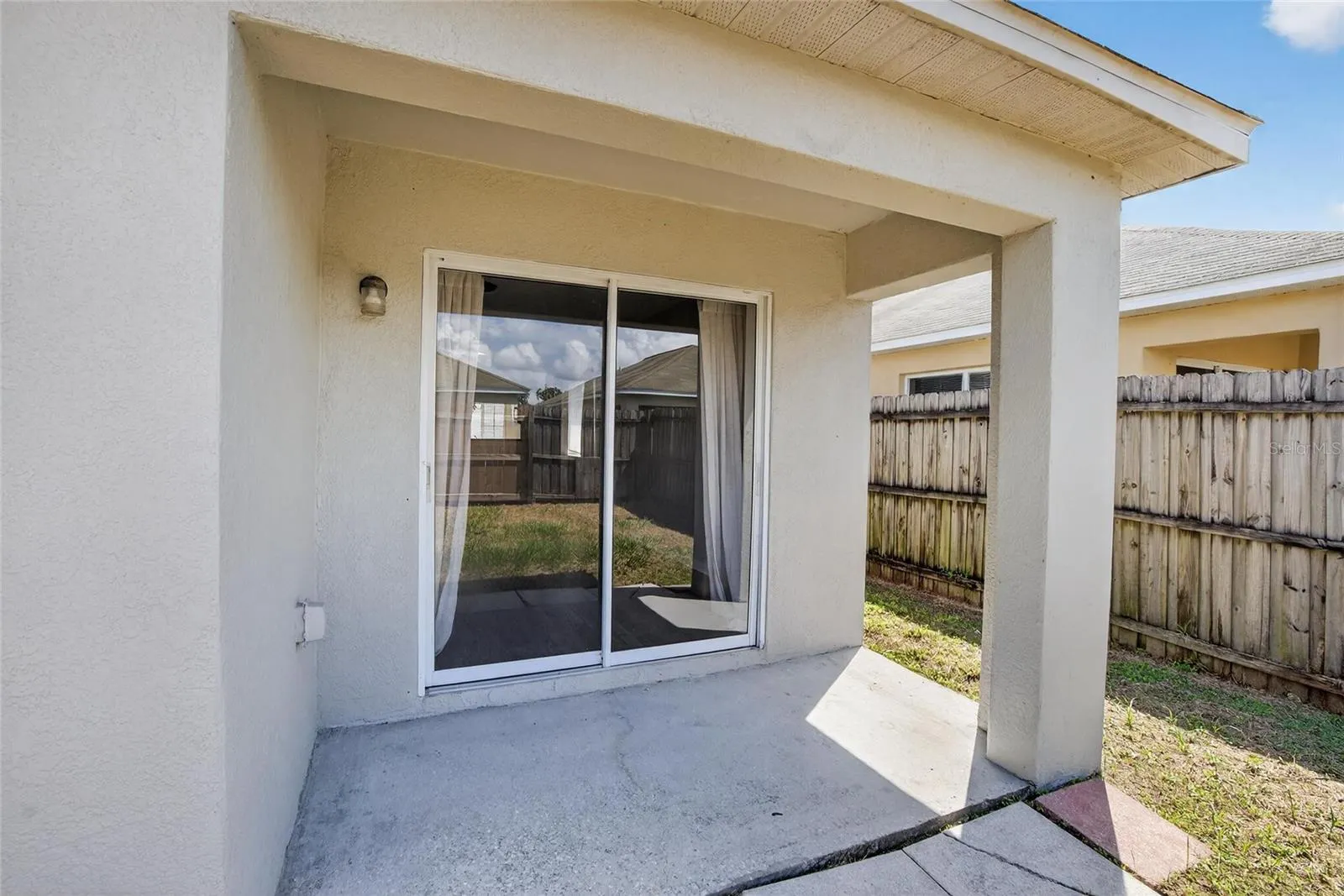 4404 COUNTRY HILLS BLVD