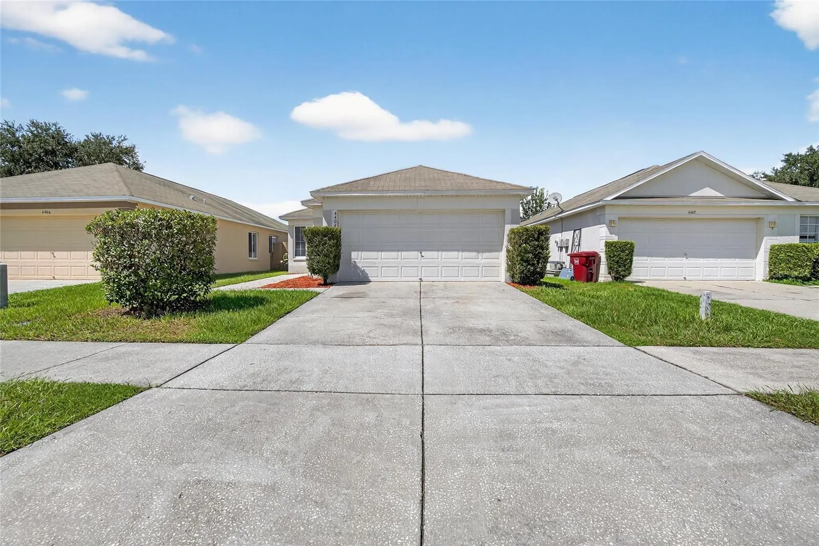 4404 COUNTRY HILLS BLVD