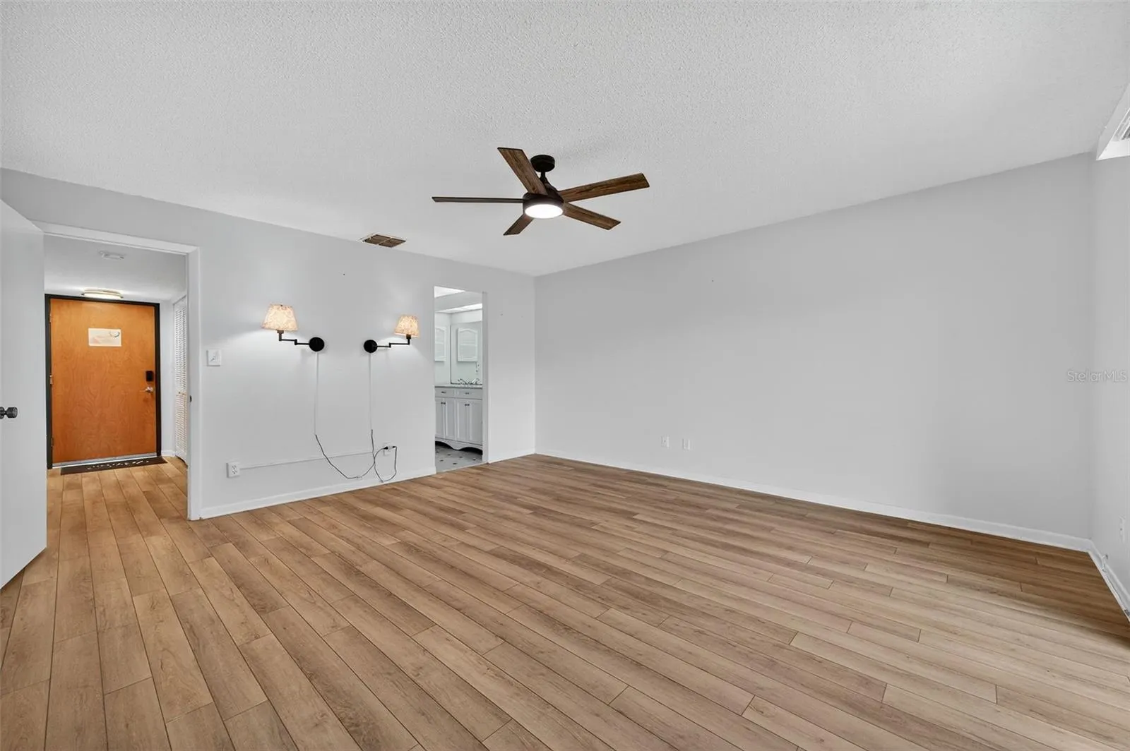 2583 COUNTRYSIDE BLVD #3212, #3212
