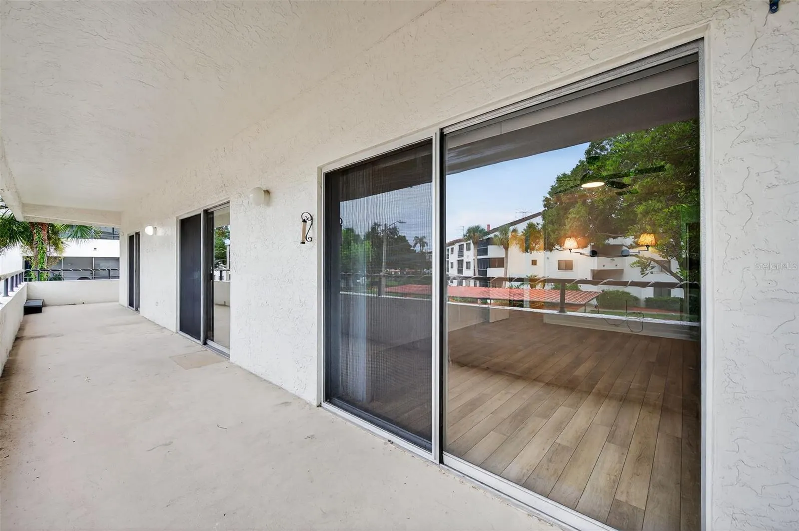 2583 COUNTRYSIDE BLVD #3212, #3212