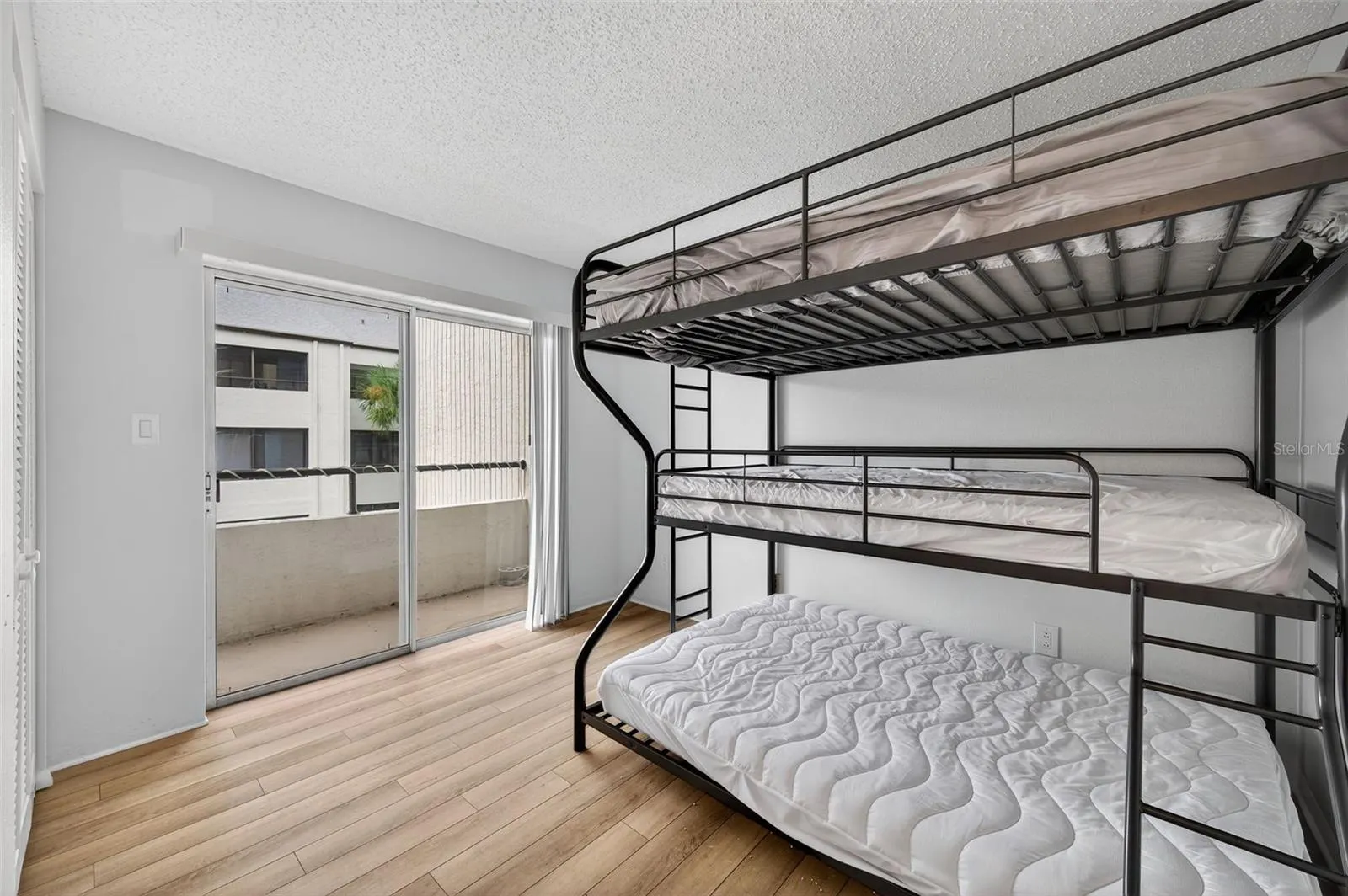 2583 COUNTRYSIDE BLVD #3212, #3212