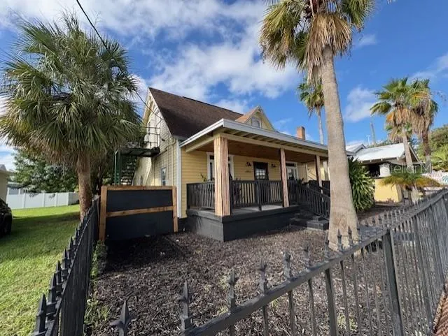 803 E PALM AVE