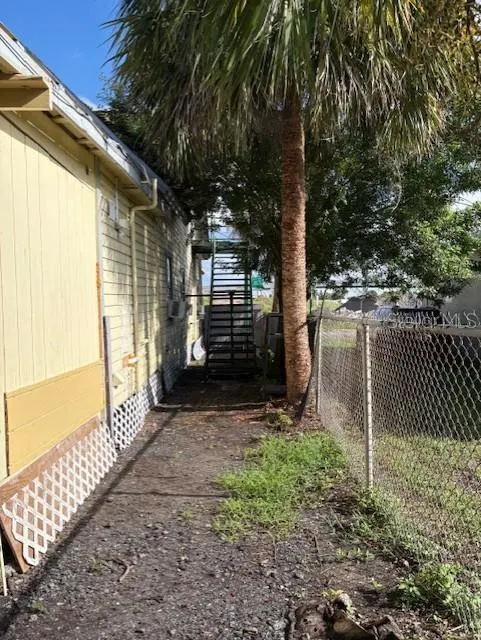 803 E PALM AVE