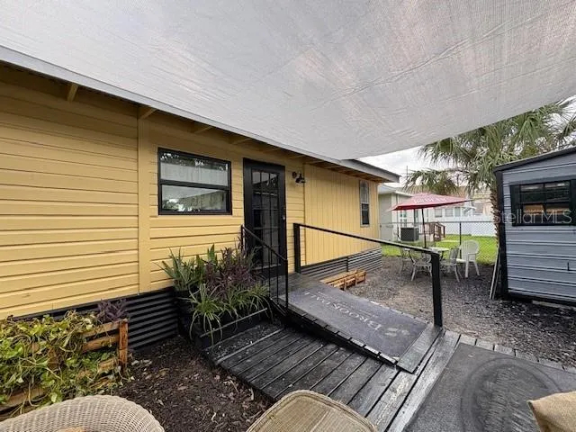 803 E PALM AVE