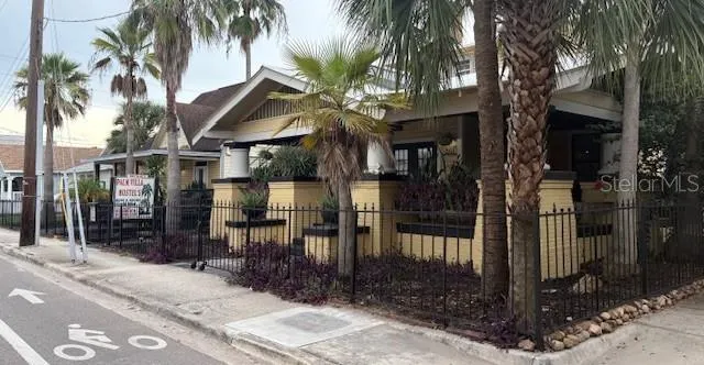 803 E PALM AVE