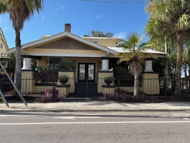 803 E PALM AVE