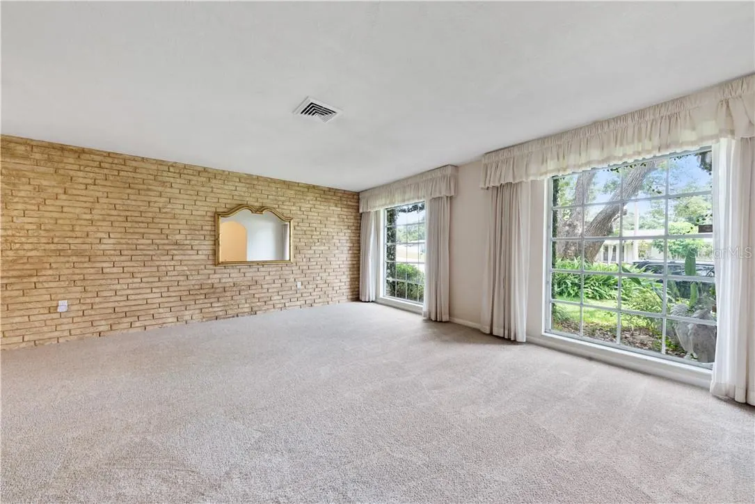 14041 82 AVE N