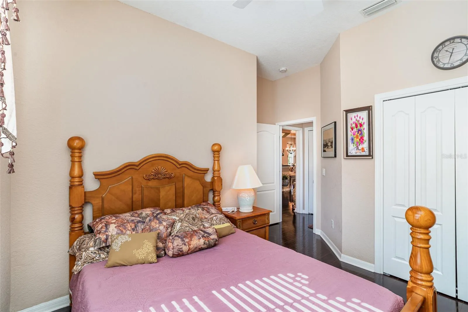 909 REGAL MANOR WAY