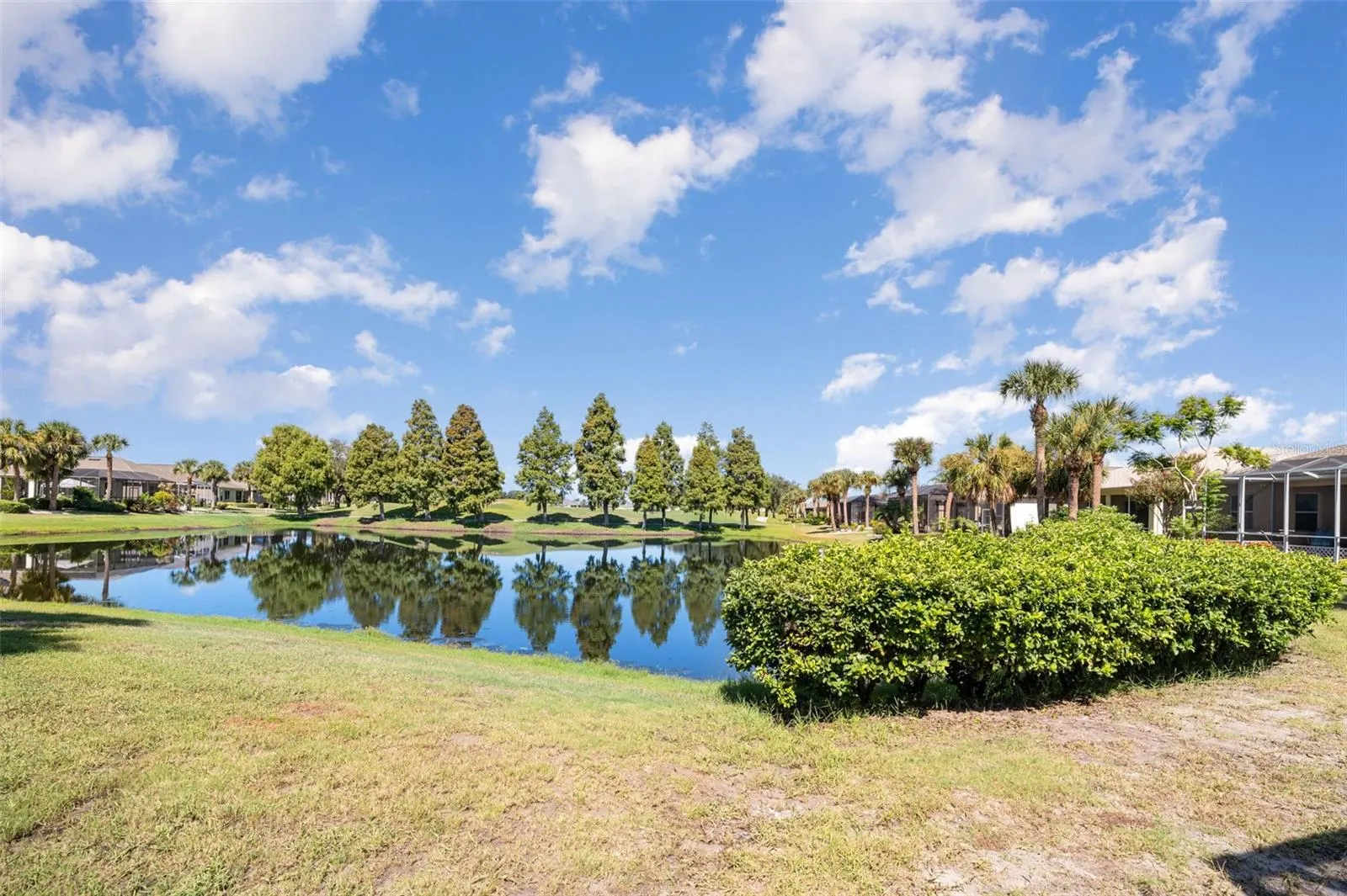 909 REGAL MANOR WAY