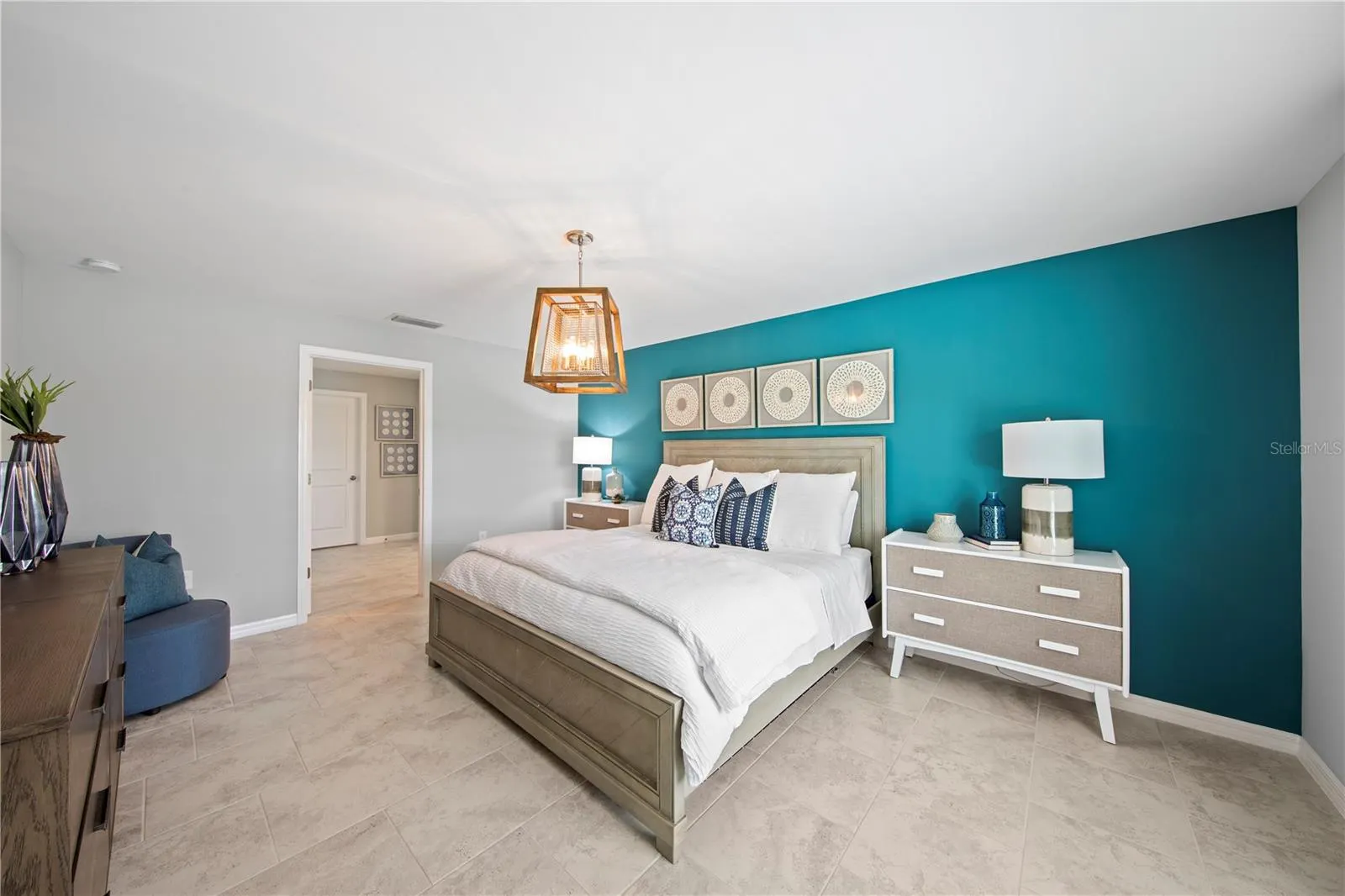 102 LEISURE PL