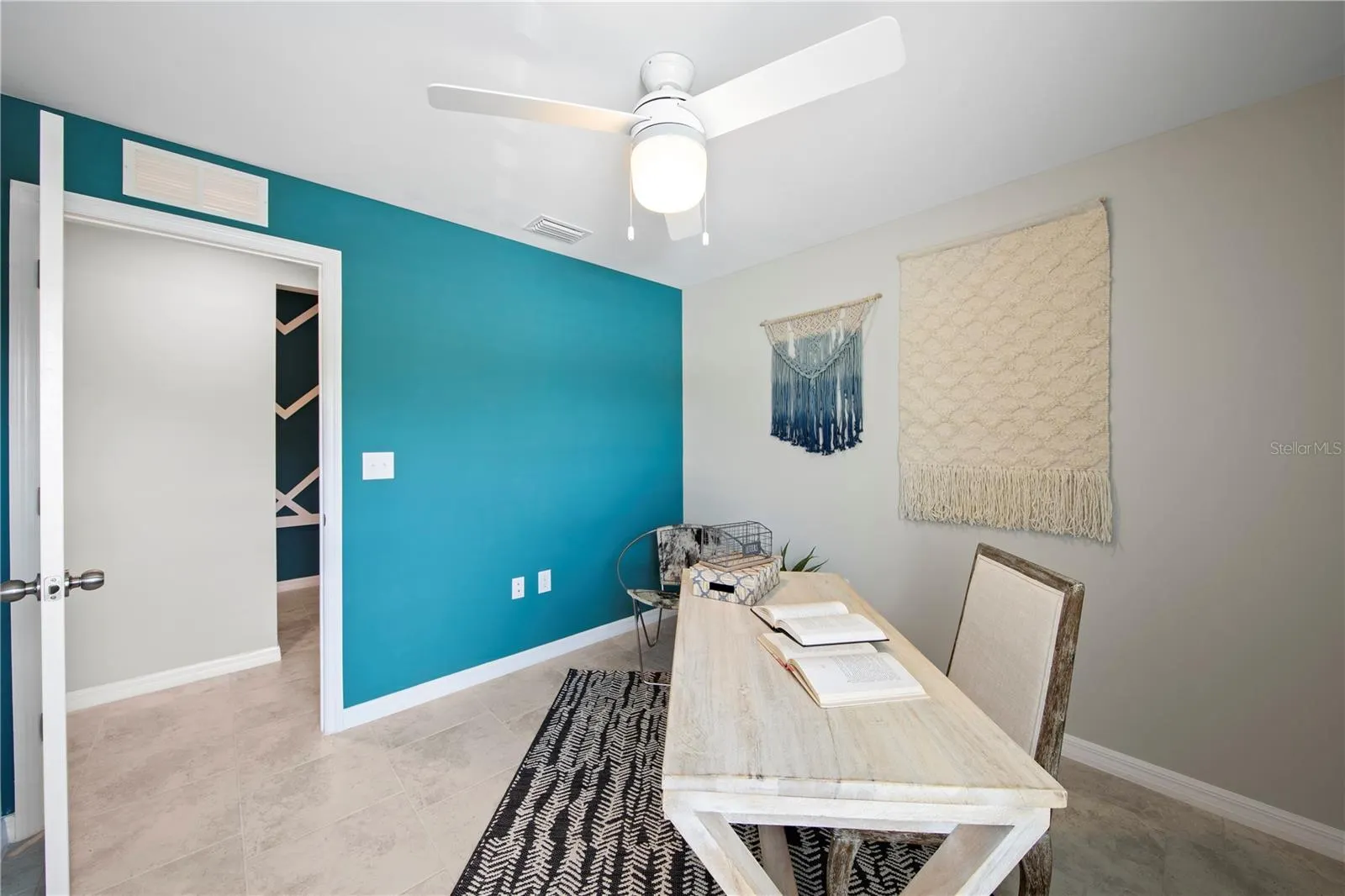 102 LEISURE PL