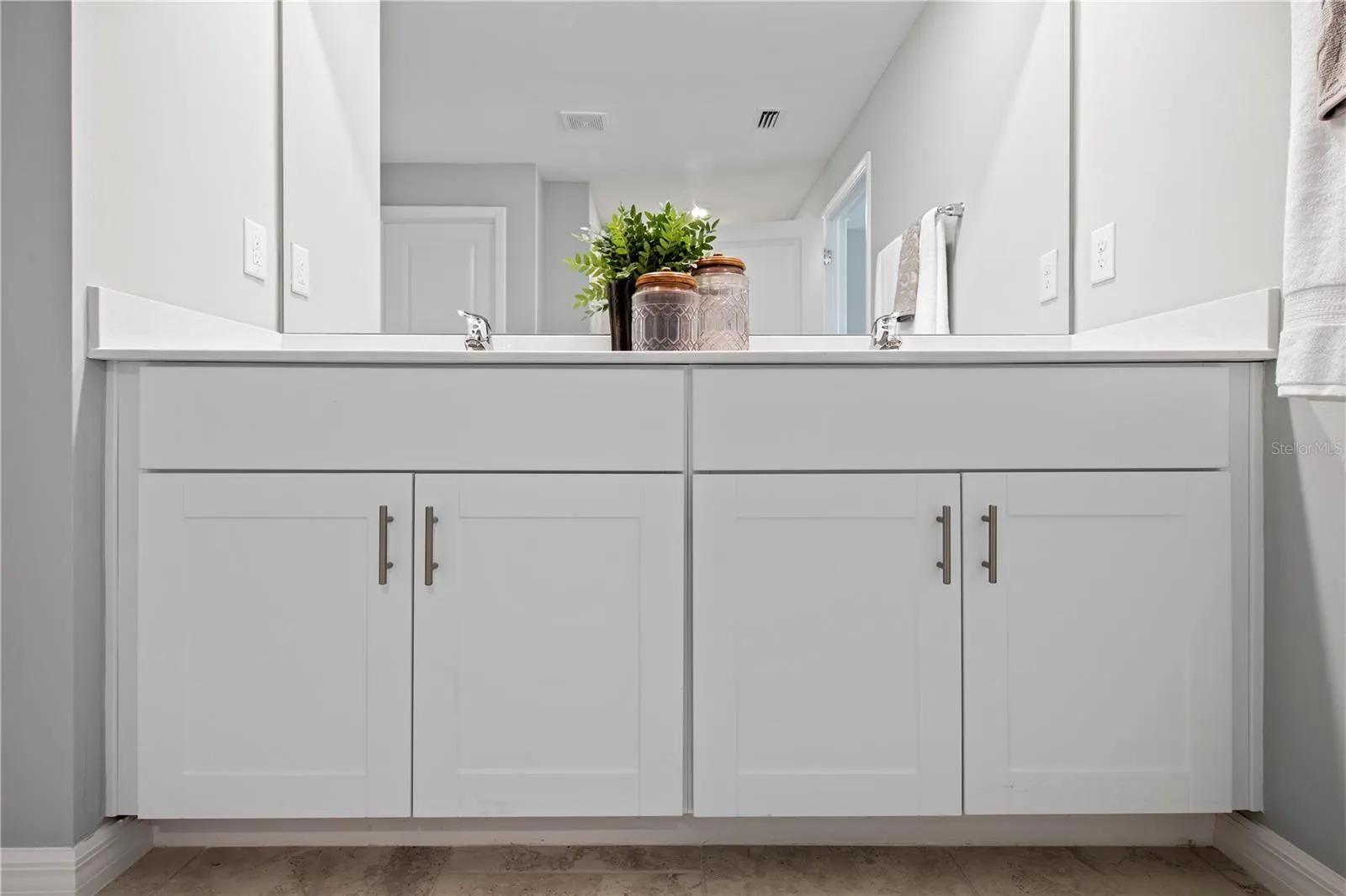 102 LEISURE PL
