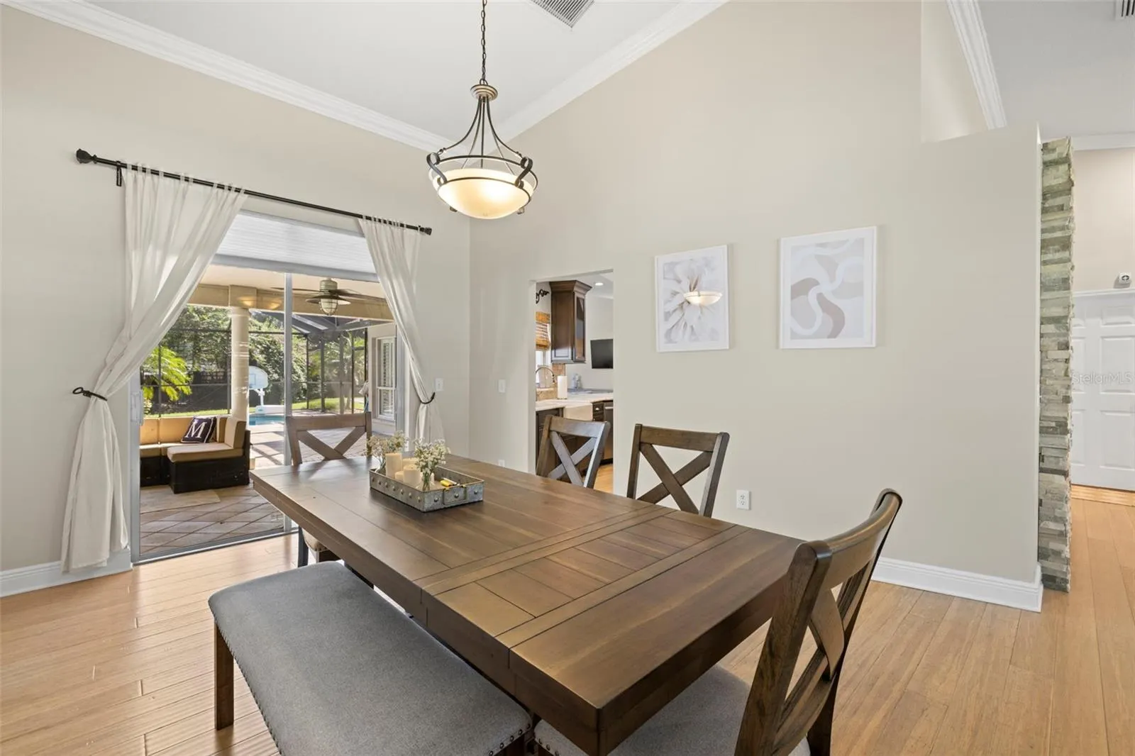 2113 LAINDALE PL