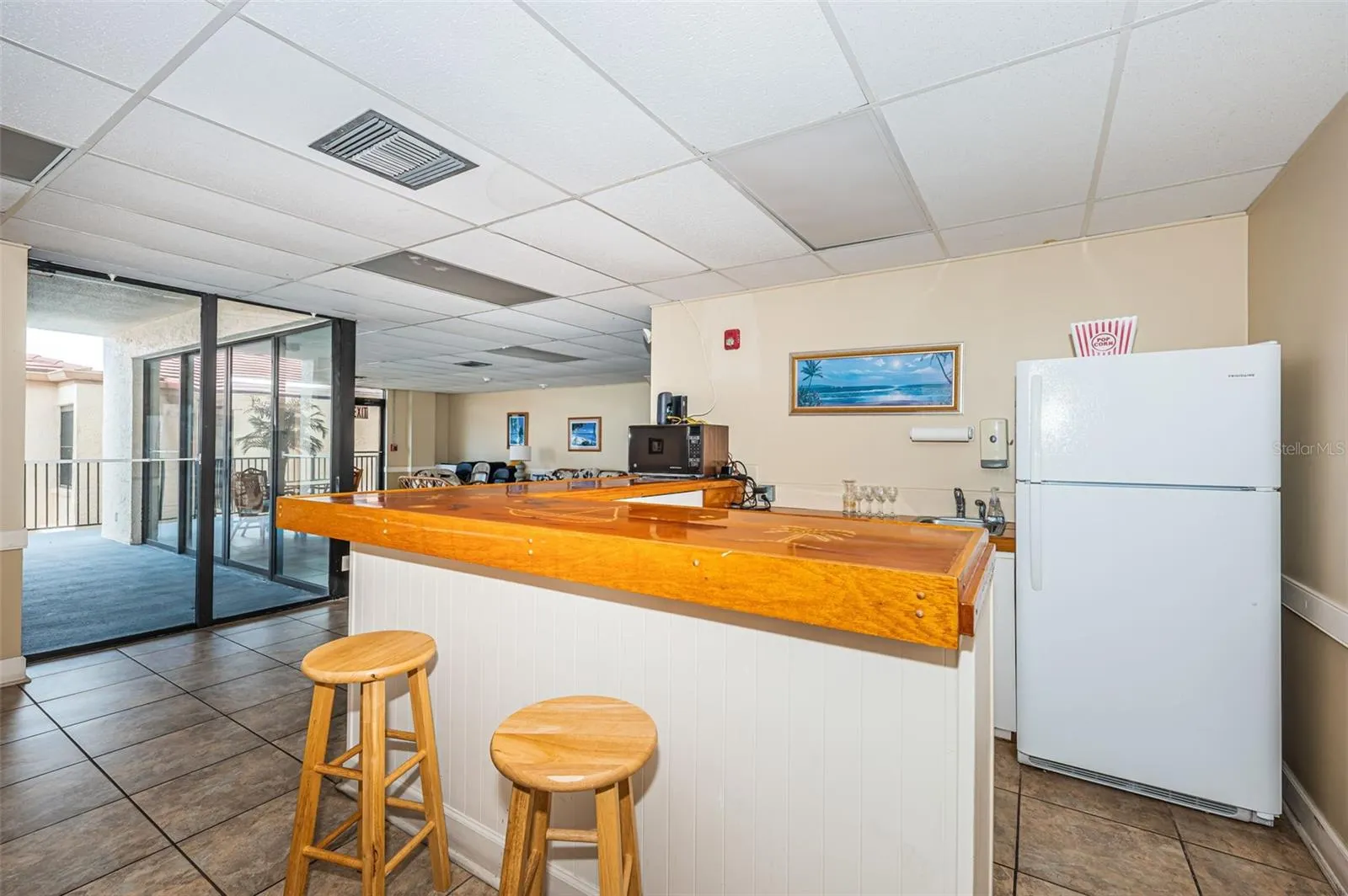 6145 SUN BLVD #107, #107