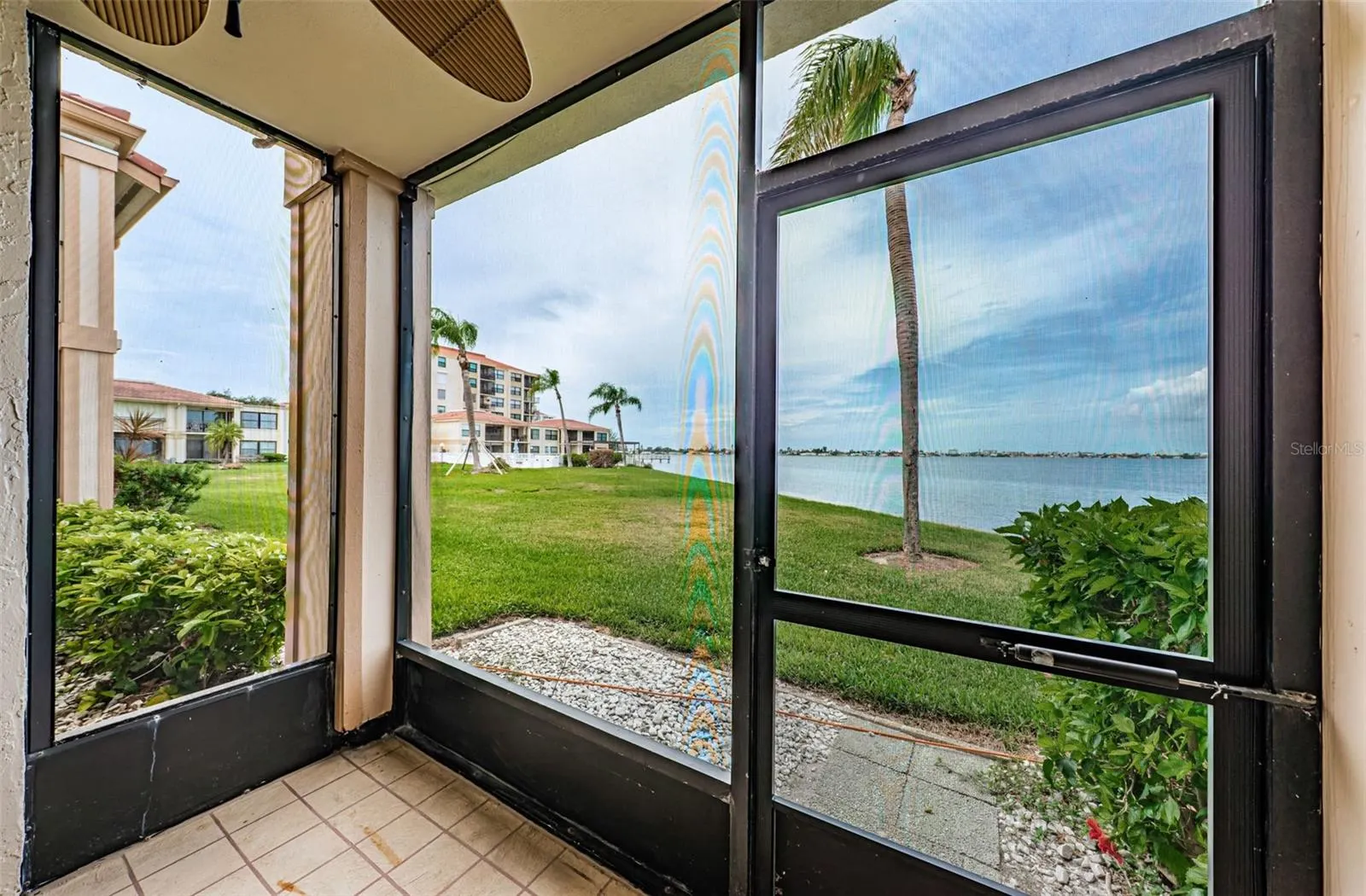 6145 SUN BLVD #107, #107