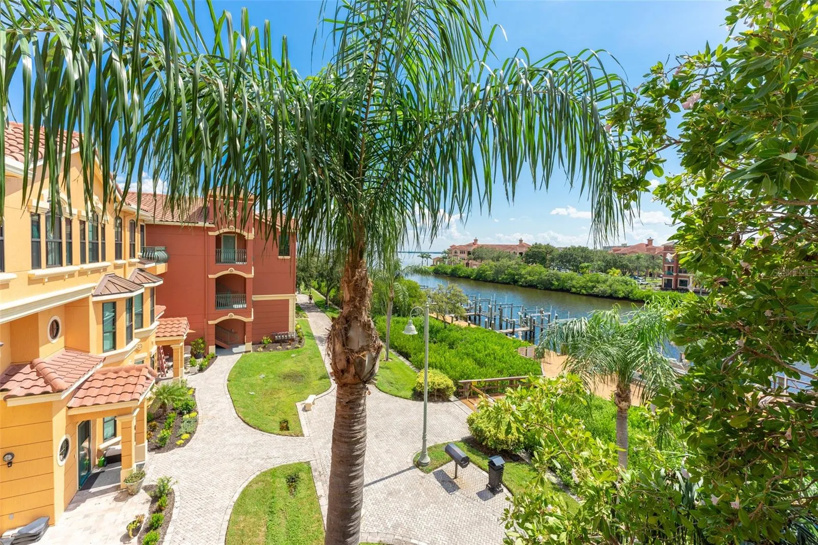 2741 VIA CIPRIANI #934B, #934B