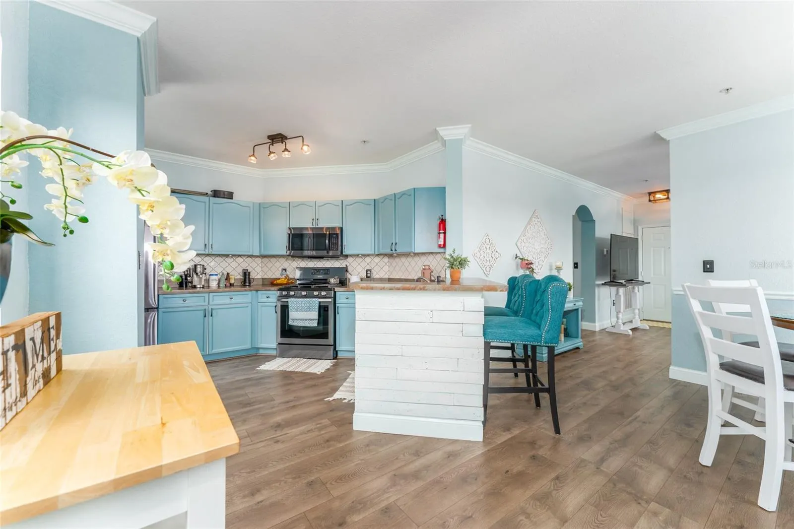 2741 VIA CIPRIANI #934B, #934B