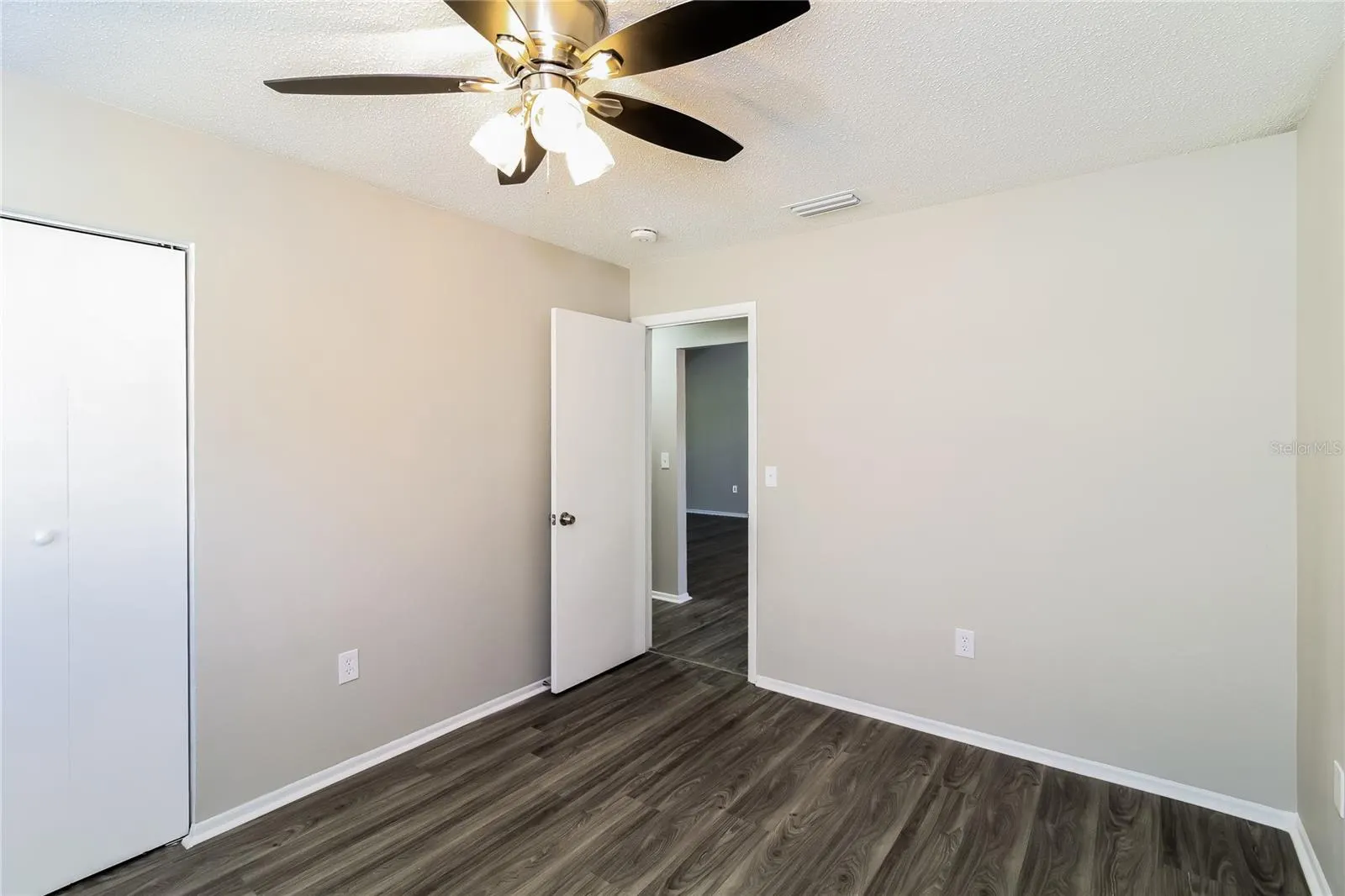 4146 PALAU DR