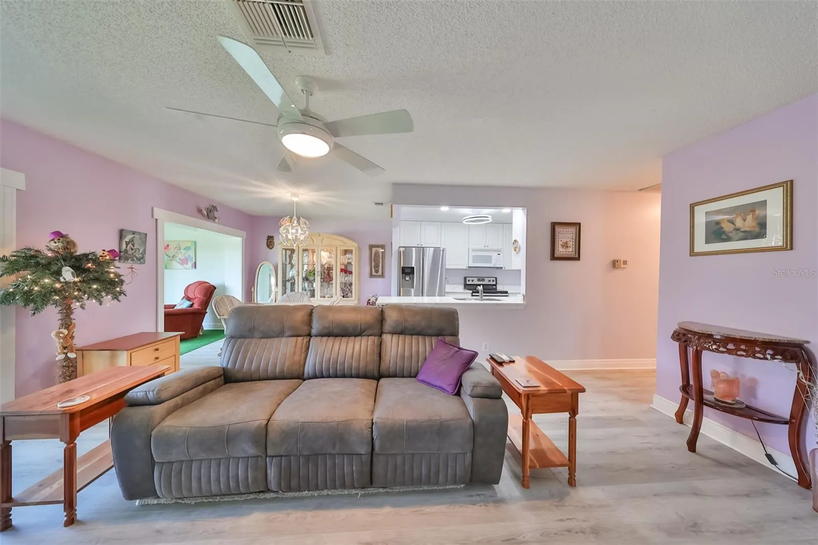 218 GLENELLEN PL