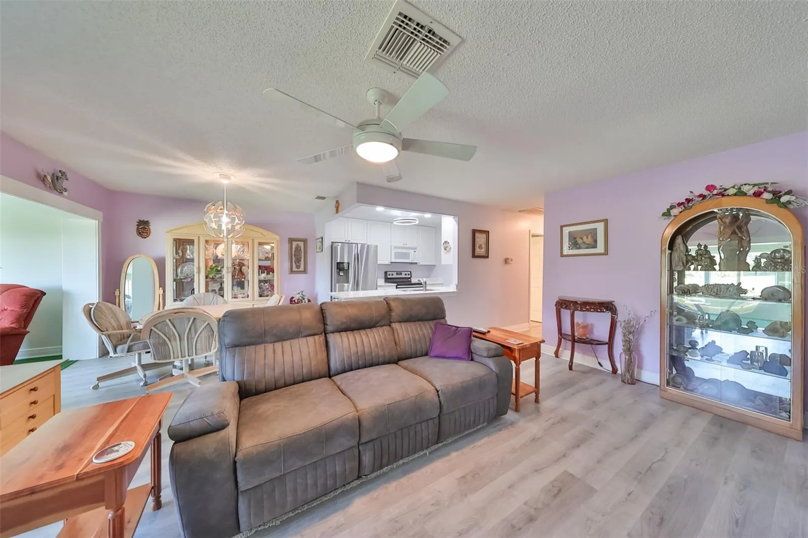 218 GLENELLEN PL