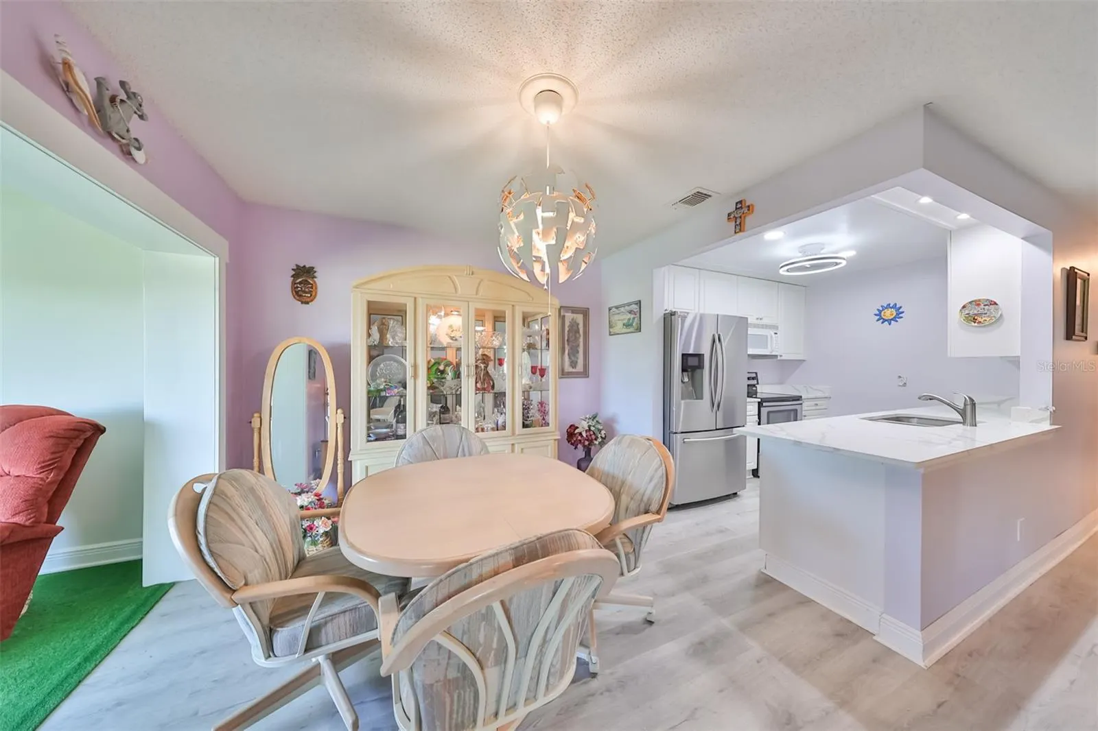 218 GLENELLEN PL