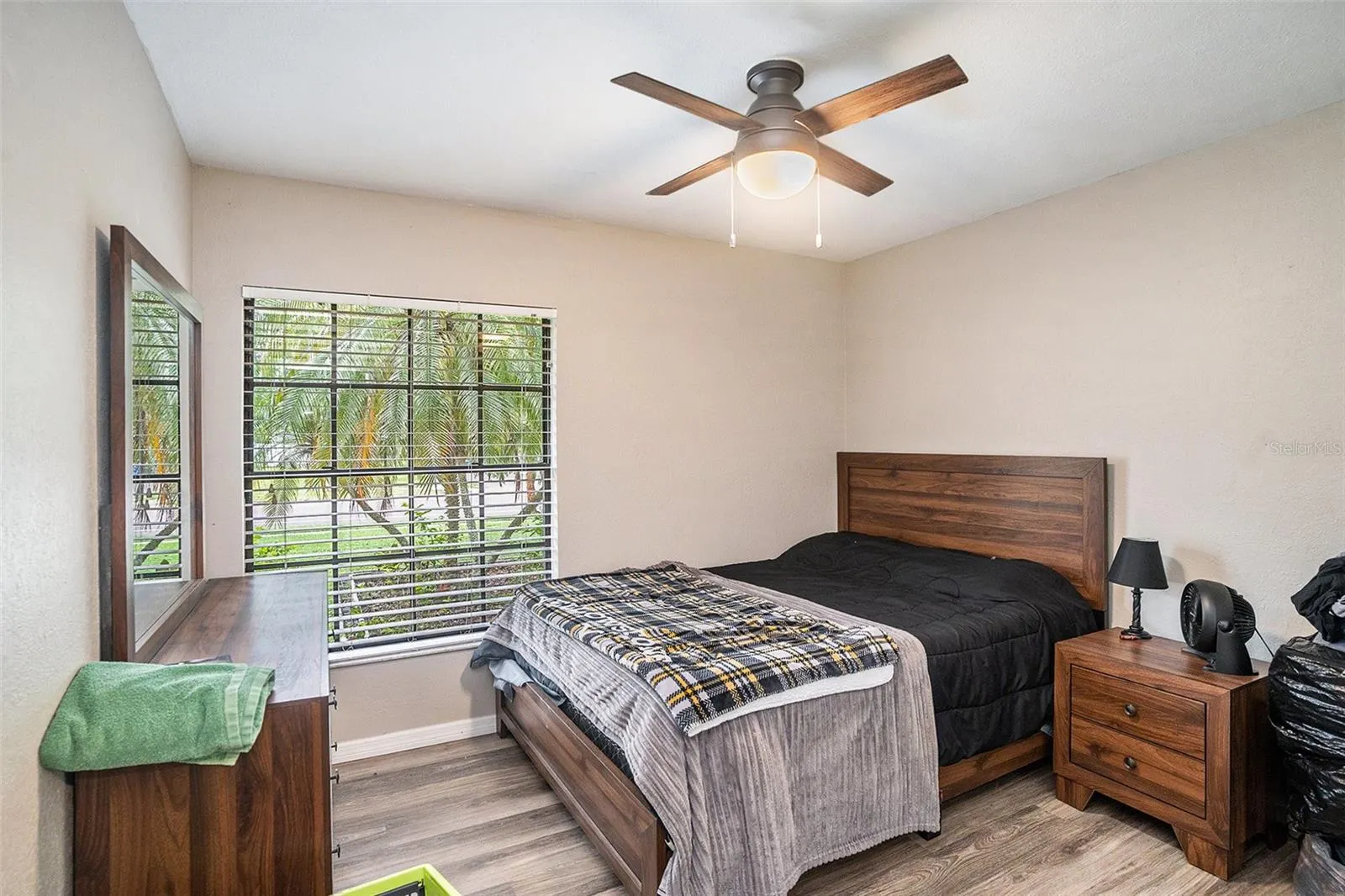 113 BLOOMINGFIELD DR