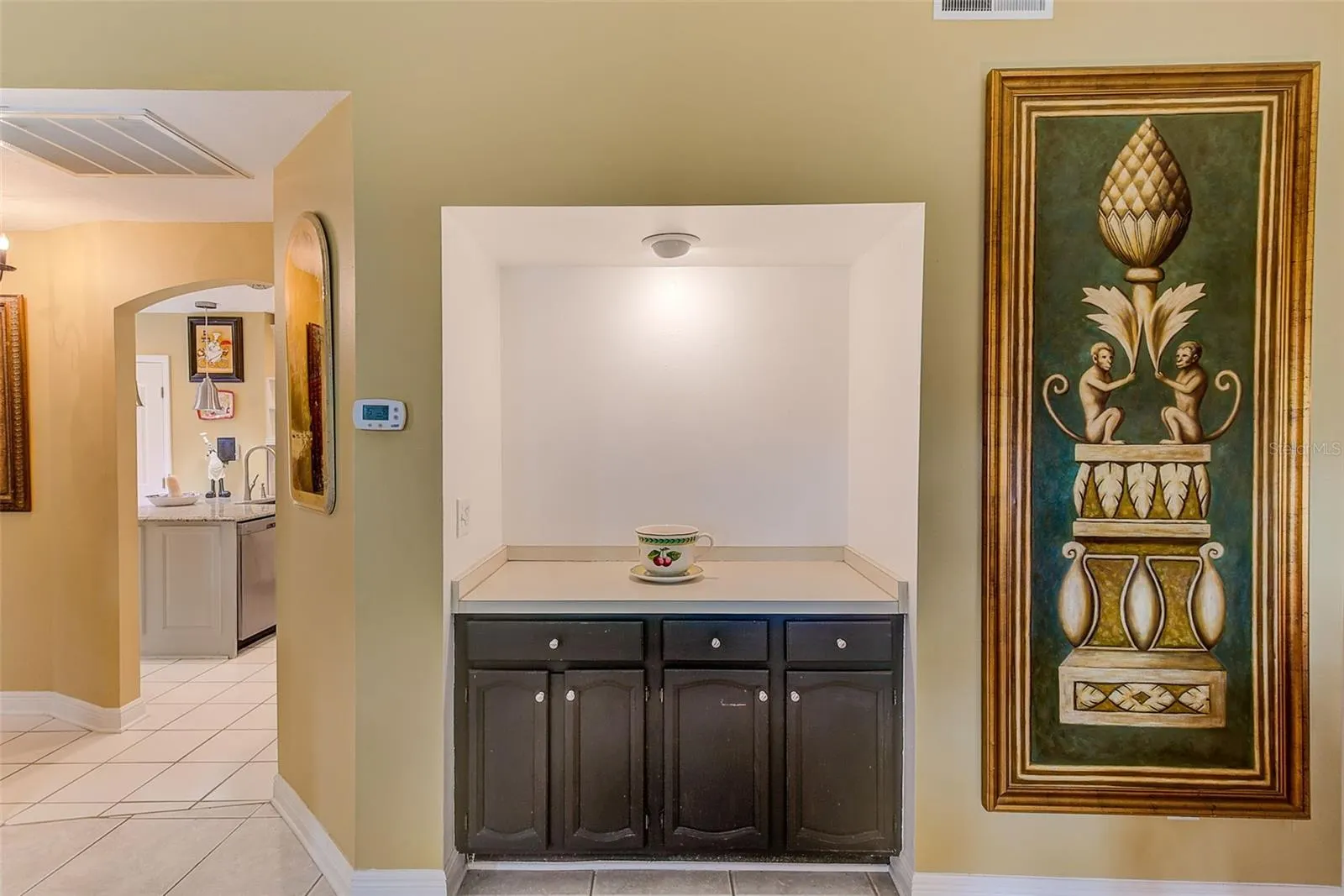 2728 BENTLEY DR