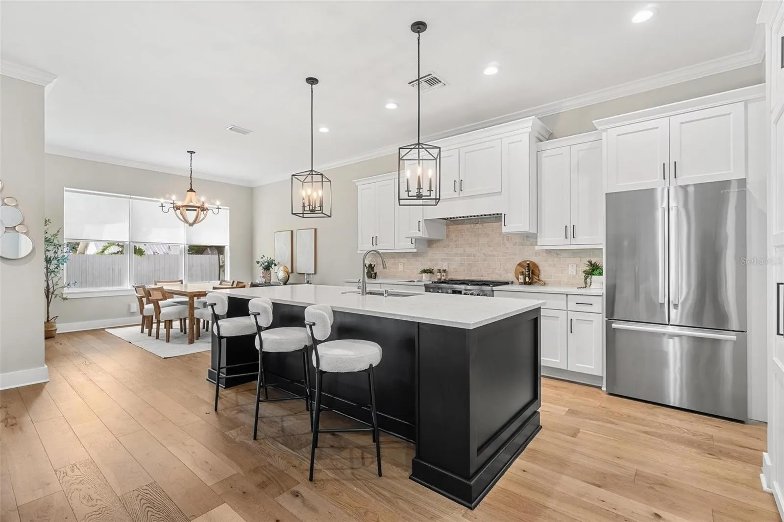 3314 W VILLA ROSA ST
