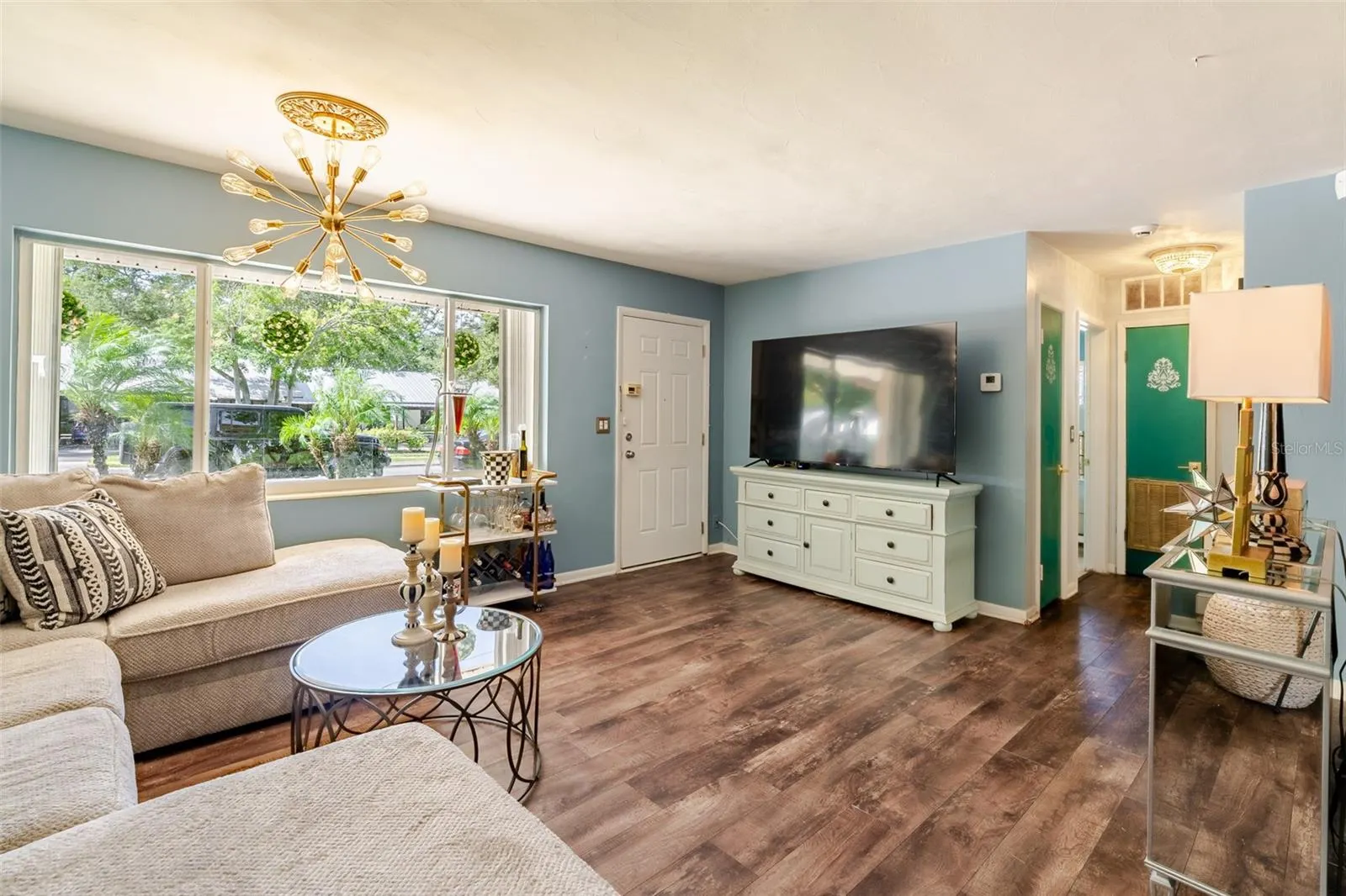 828 3RD AVE SW