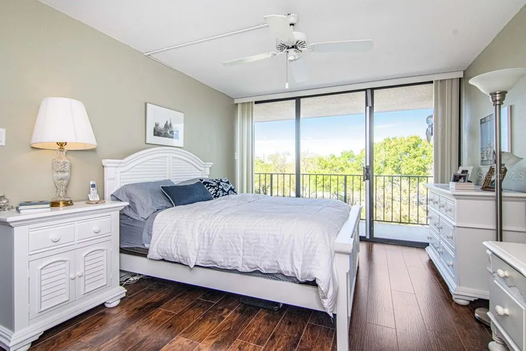 3211 W SWANN AVE #502, #502