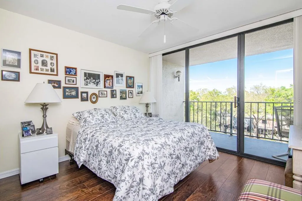 3211 W SWANN AVE #502, #502