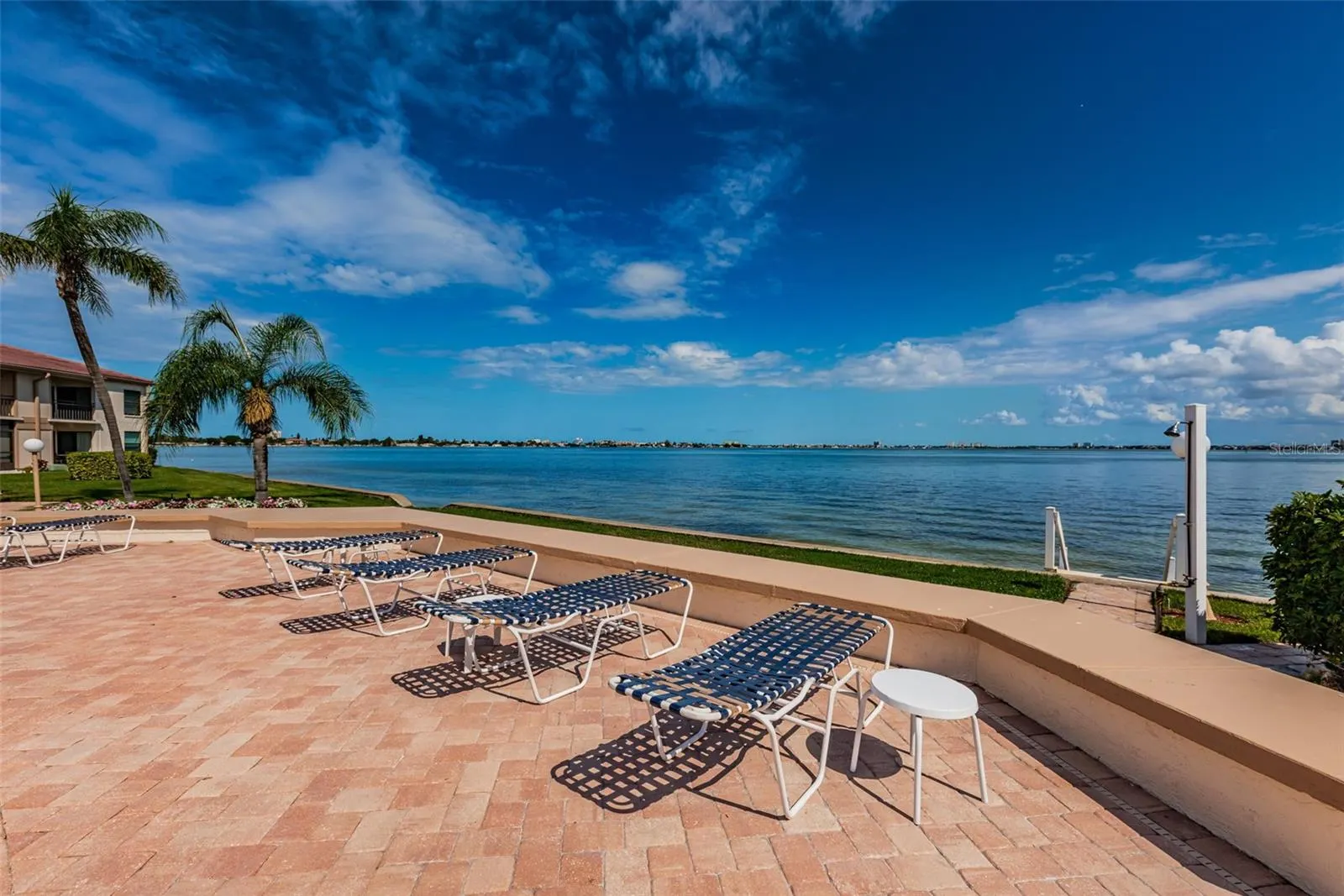 6051 SUN BLVD #605, #605