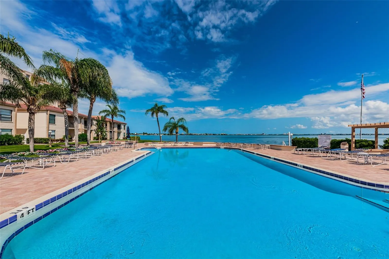 6051 SUN BLVD #605, #605