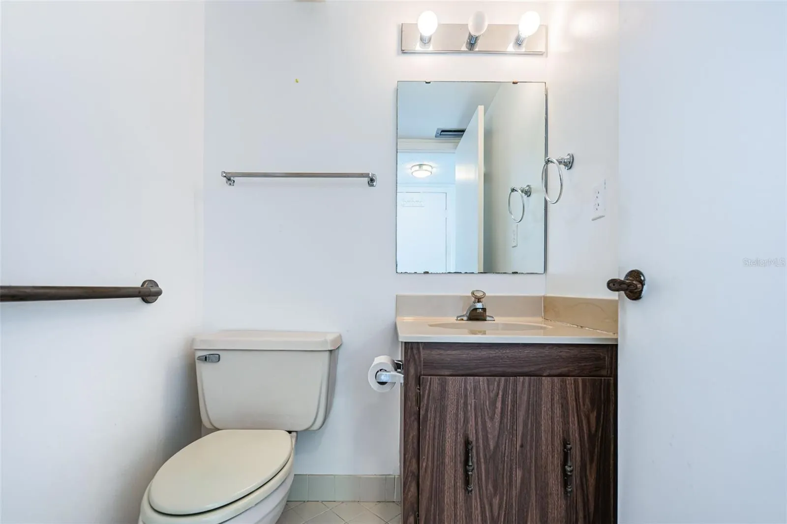 6051 SUN BLVD #605, #605